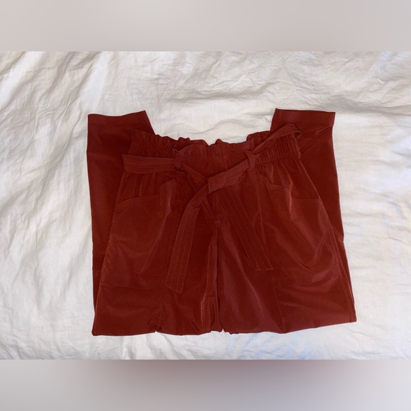 Athleta Bag Tie Pants (size 8) - Picture 2 of 2